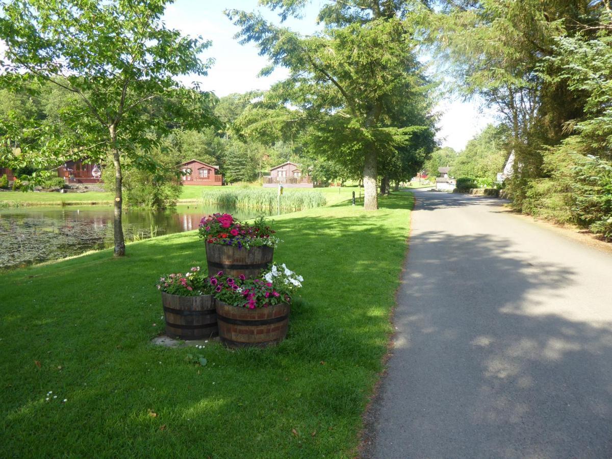 Trossachs Holiday Park Drymen Extérieur photo